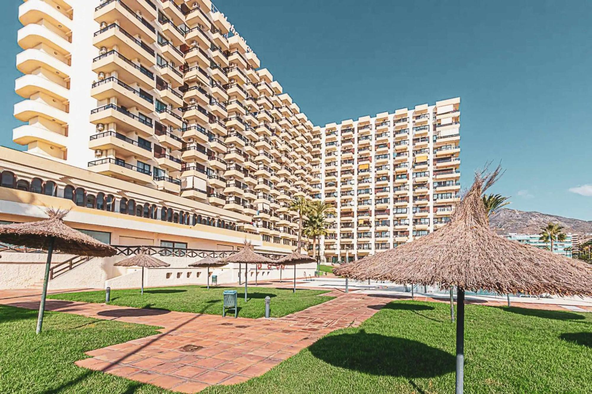 בנאלמדנה Precioso Apartamento En Primera Linea De Playa מראה חיצוני תמונה