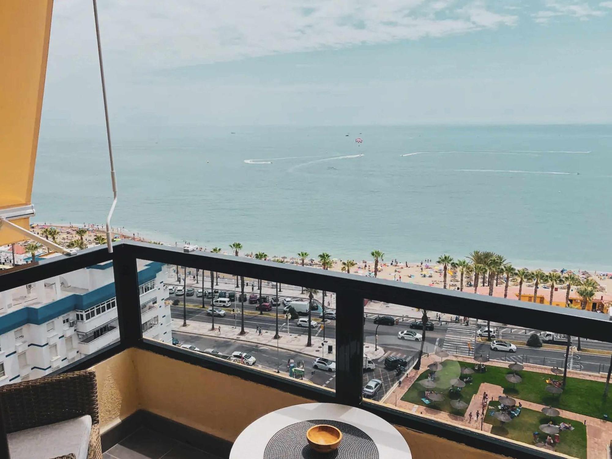 בנאלמדנה Precioso Apartamento En Primera Linea De Playa מראה חיצוני תמונה